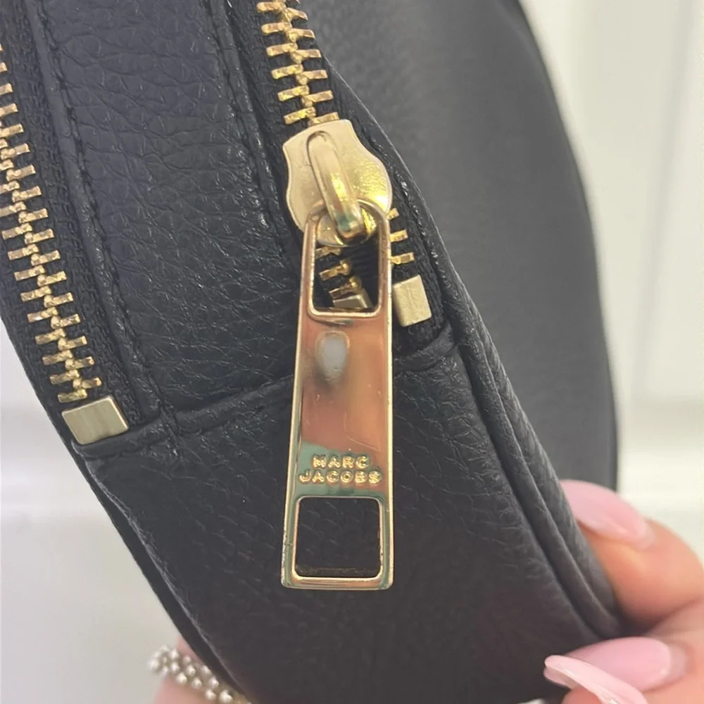NWOT Marc Jacobs Black Oval Crossbody Bag with Gold Accents - Picture 9 of 14